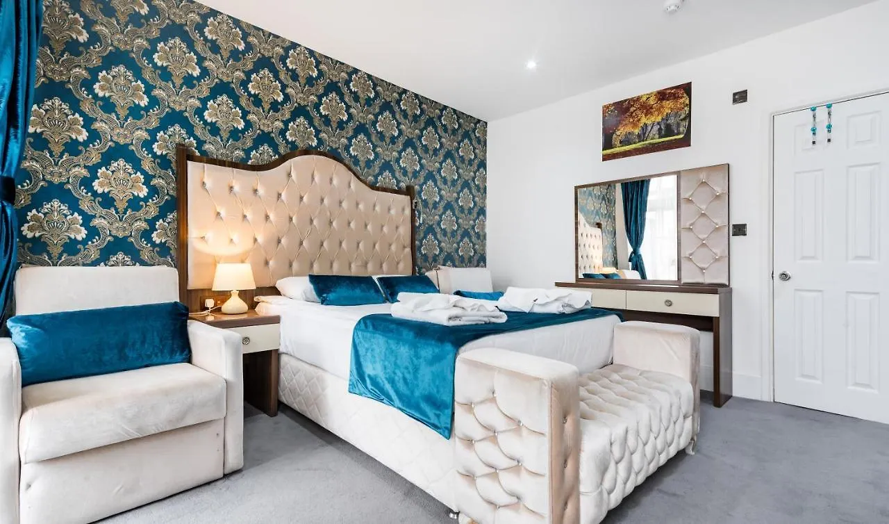 ***  Vilenza Hotel ロンドン イギリス