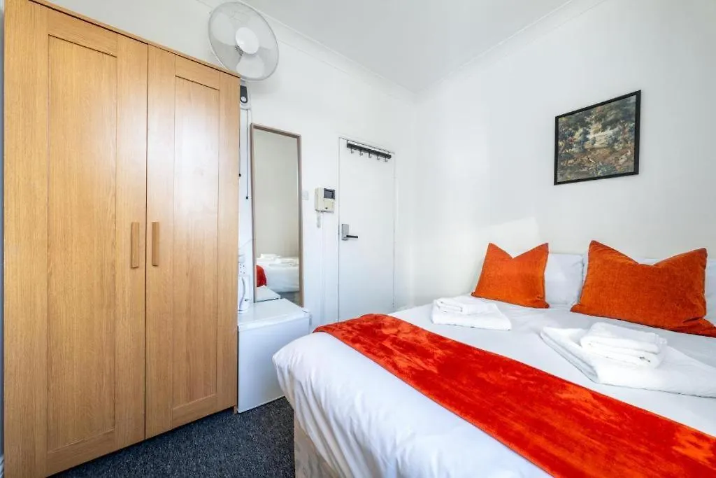 Vilenza Hotel ロンドン