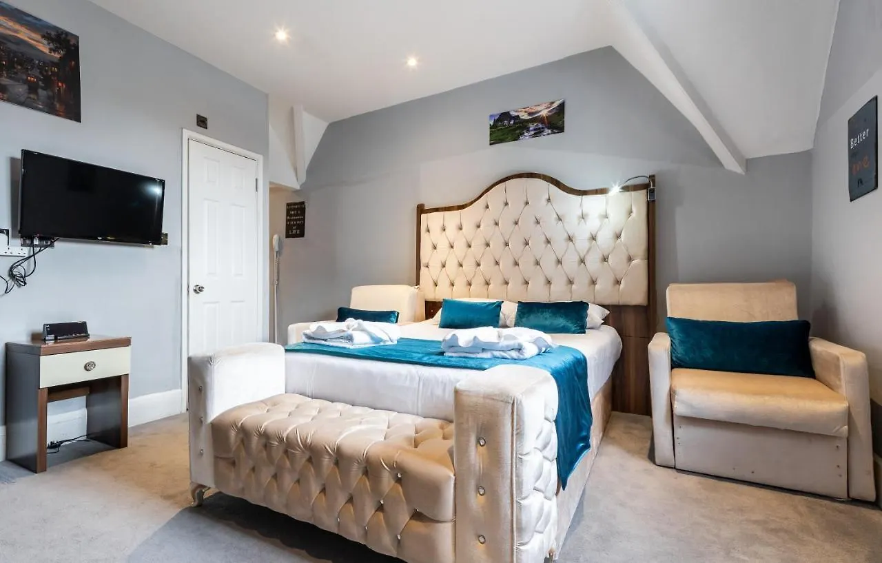 Vilenza Hotel London