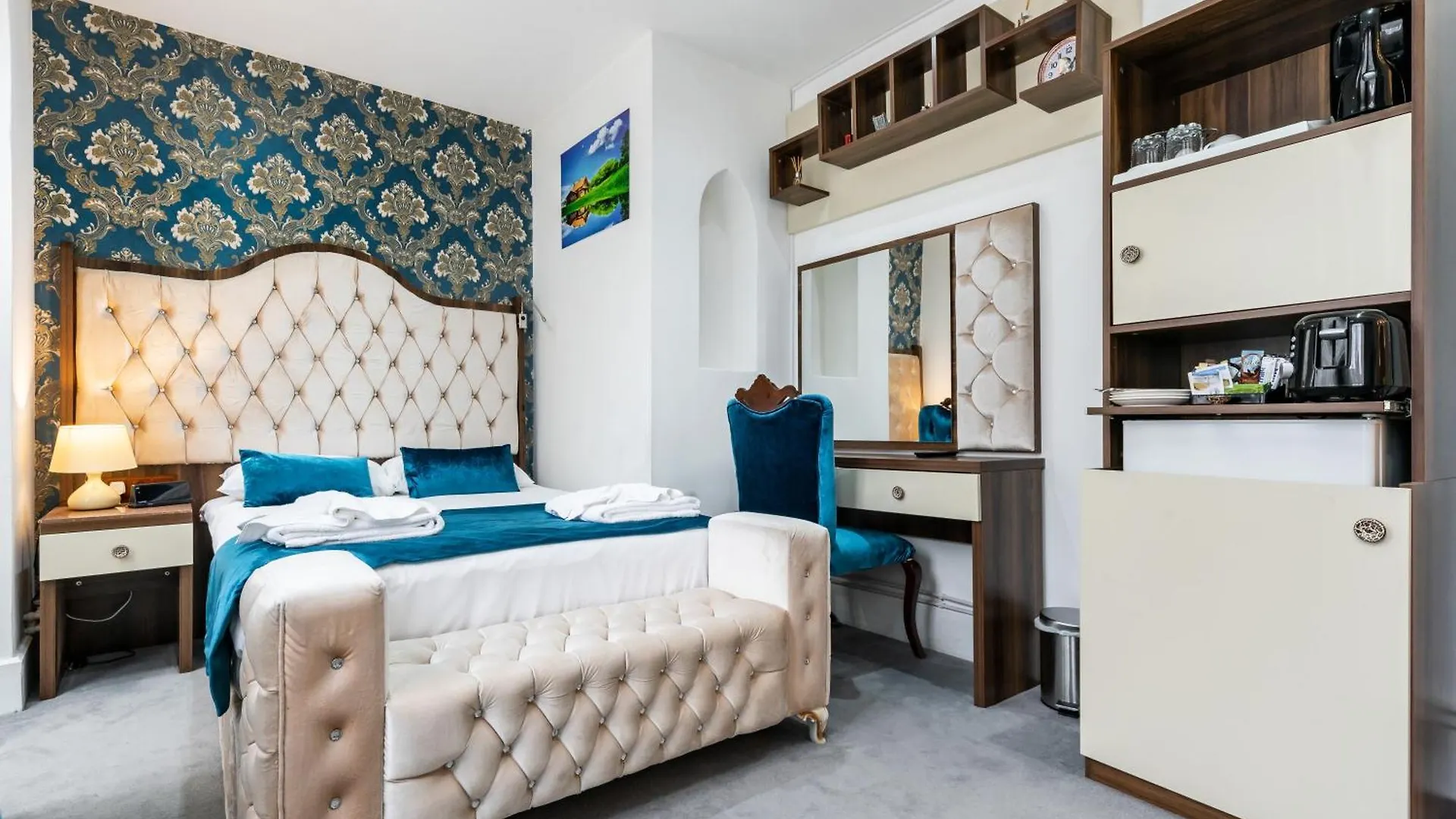 ***  Vilenza Hotel London United Kingdom