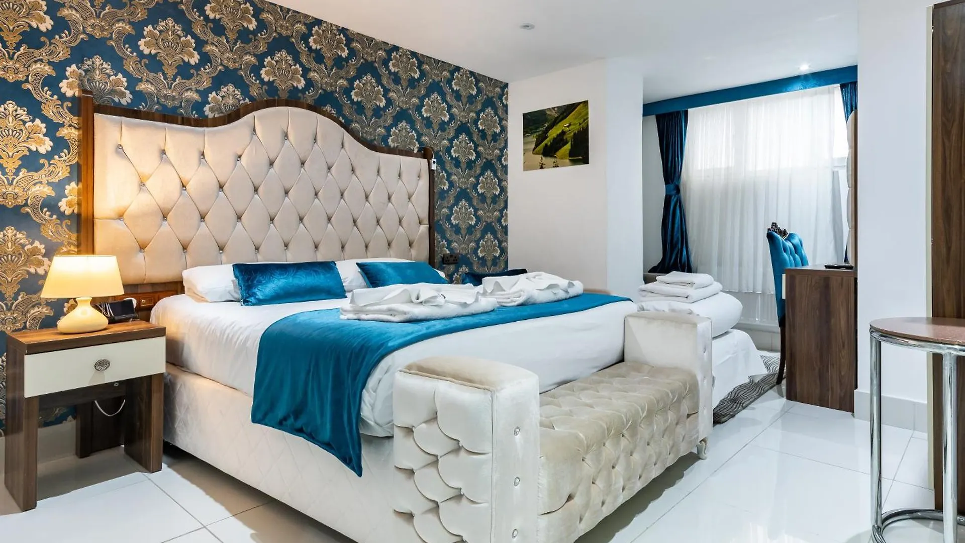 Vilenza Hotel London