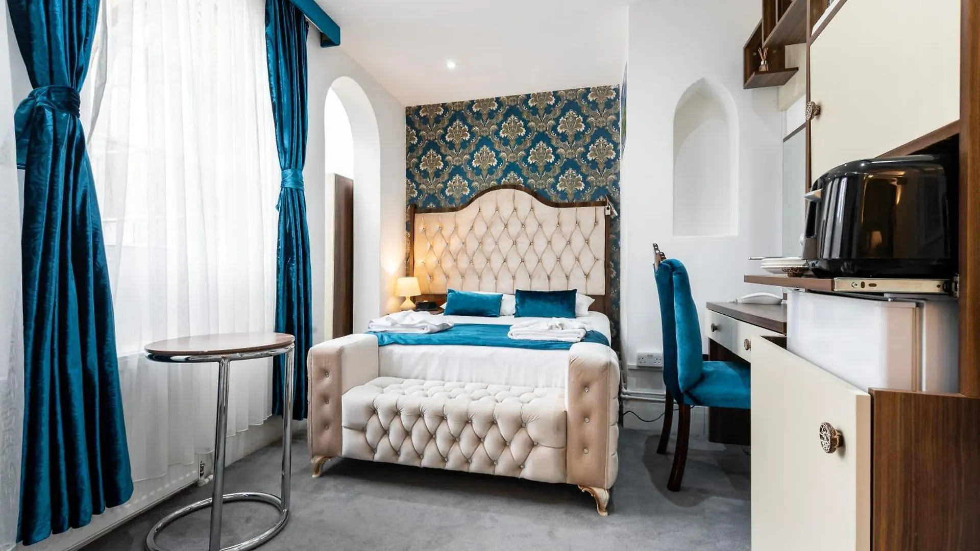 Vilenza Hotel London