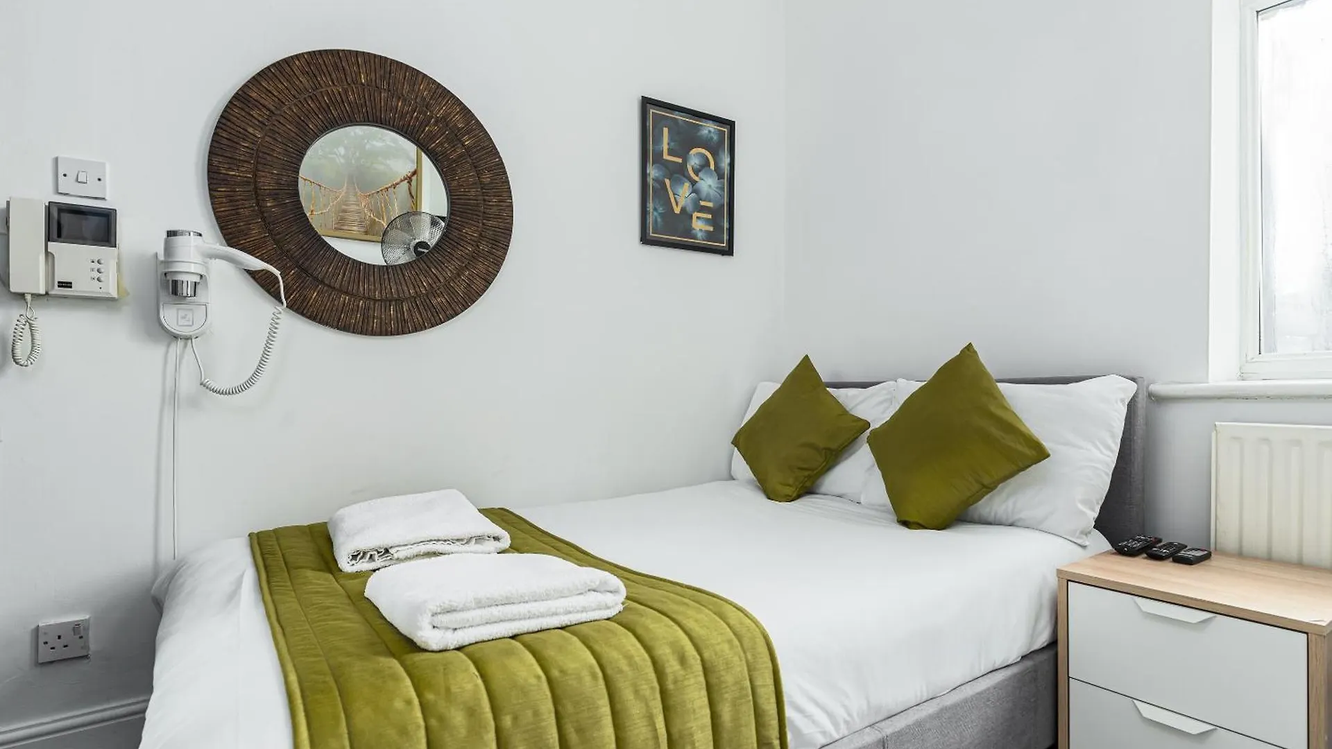 Vilenza Hotel London 3*,  United Kingdom