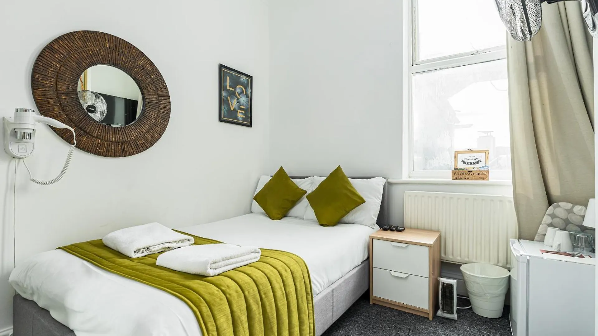 Vilenza Hotel London