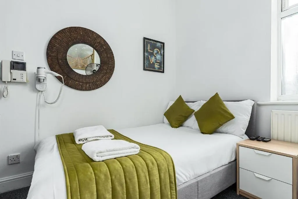Vilenza Hotel London