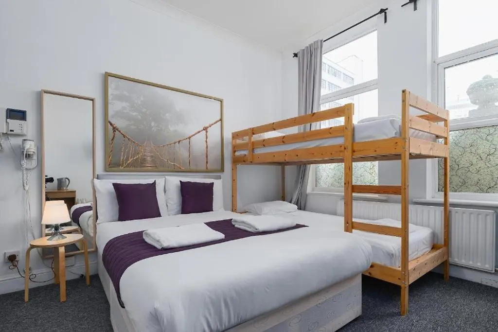 Vilenza Hotel London