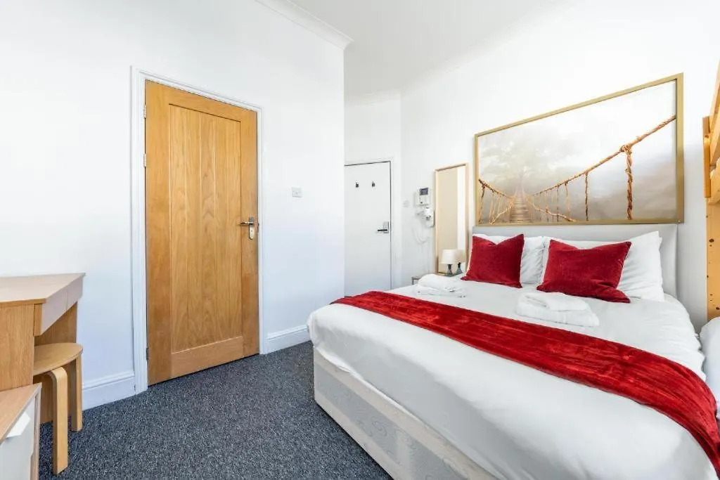 Vilenza Hotel London