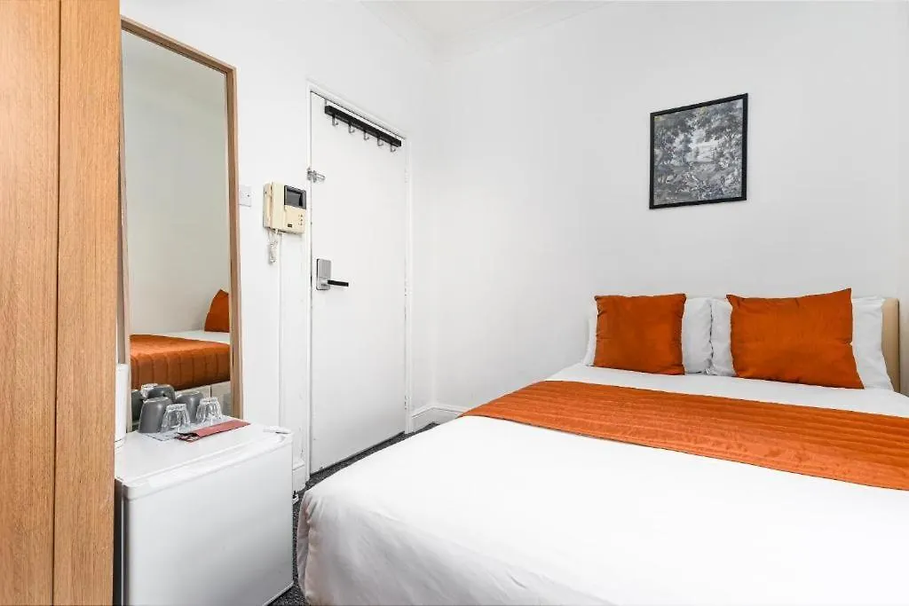 Vilenza Hotel London 3*,