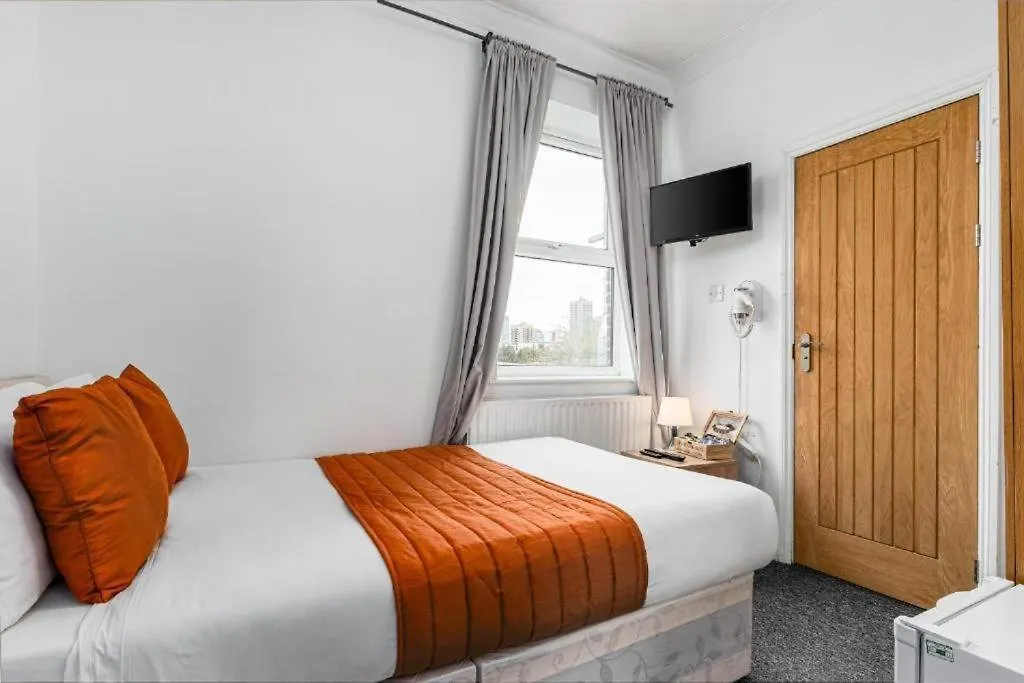 Vilenza Hotel London