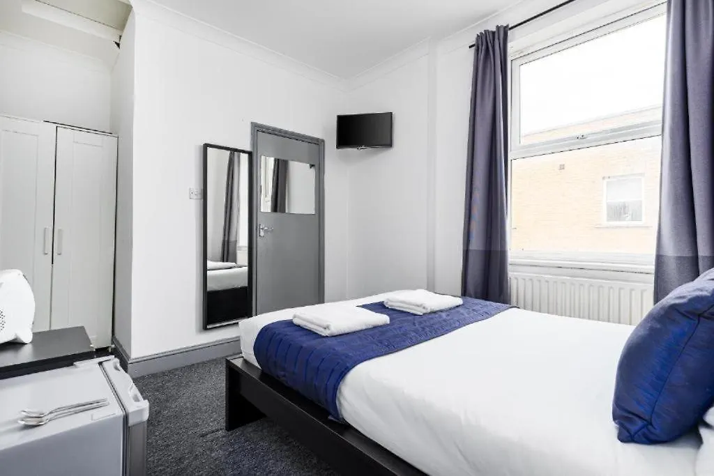 Vilenza Hotel London